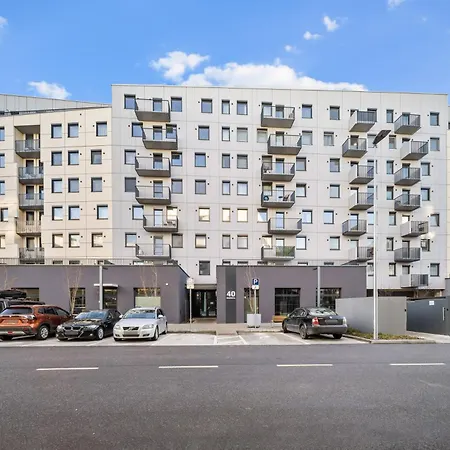 Modern 2-bedroom In The Heart Of Апартаменты *