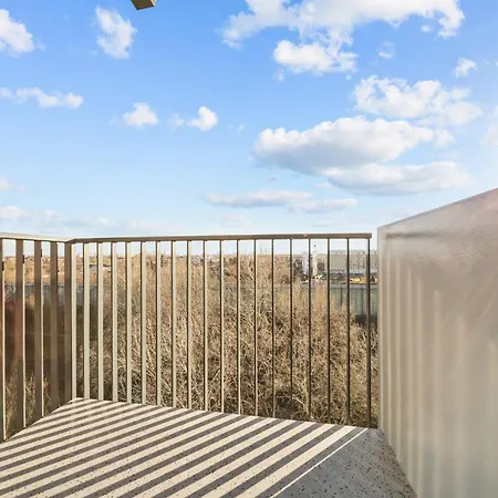 Modern 2-bedroom In The Heart Of