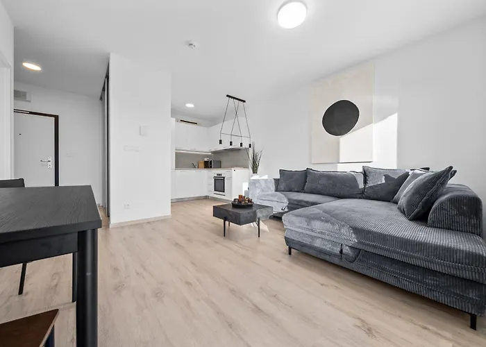 アパート Modern 2-bedroom In The Heart Of *