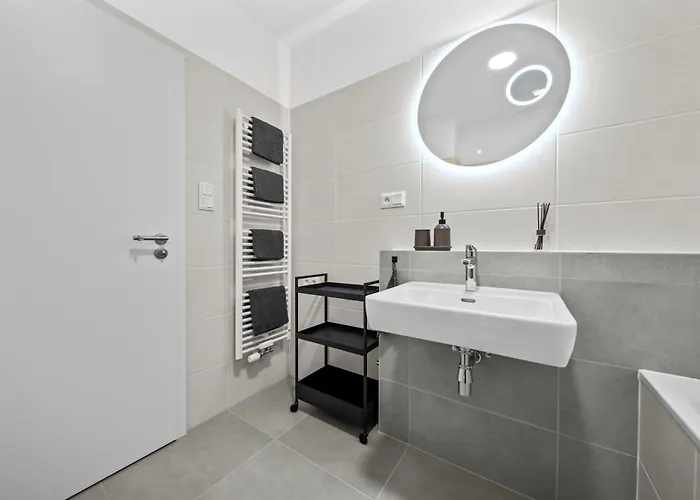 Modern 2-bedroom In The Heart Of Appartement