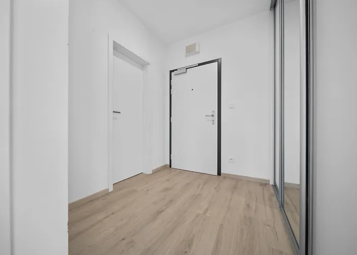 Modern 2-bedroom In The Heart Of