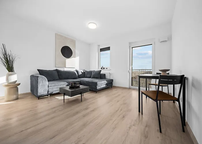 Modern 2-bedroom In The Heart Of Apartment Bratislava